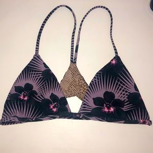 Modern Pacific Shaka Top